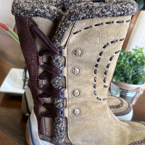 Merrell Women’s Boots - Picture 9 of 13